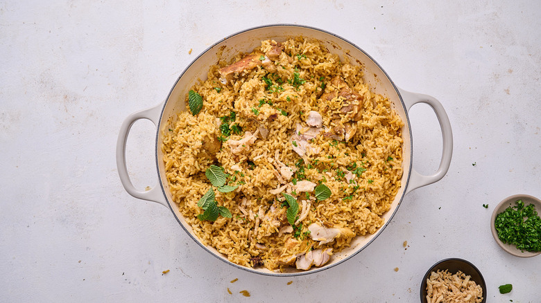 chicken biryani in pot