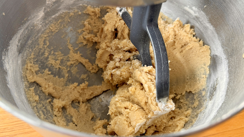 Cookie dough mixing