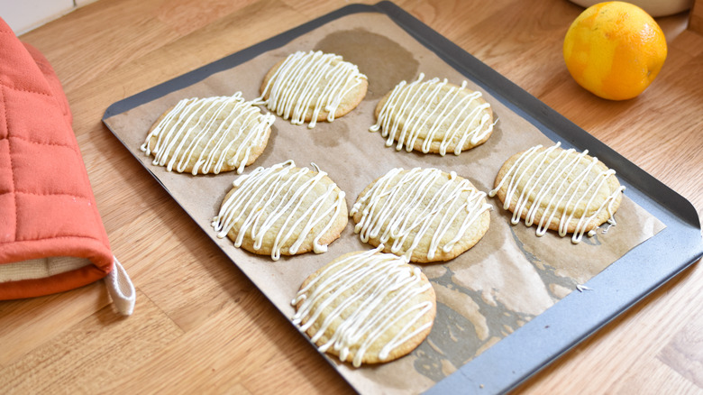 creamsicle cookies with white chocolate