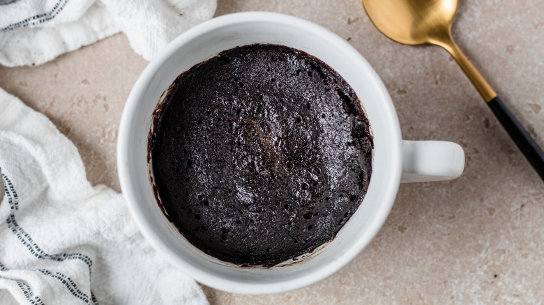 oreo mug cake cooked