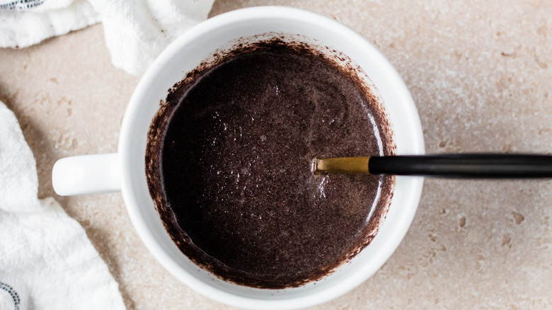 oreos and milk in mug 