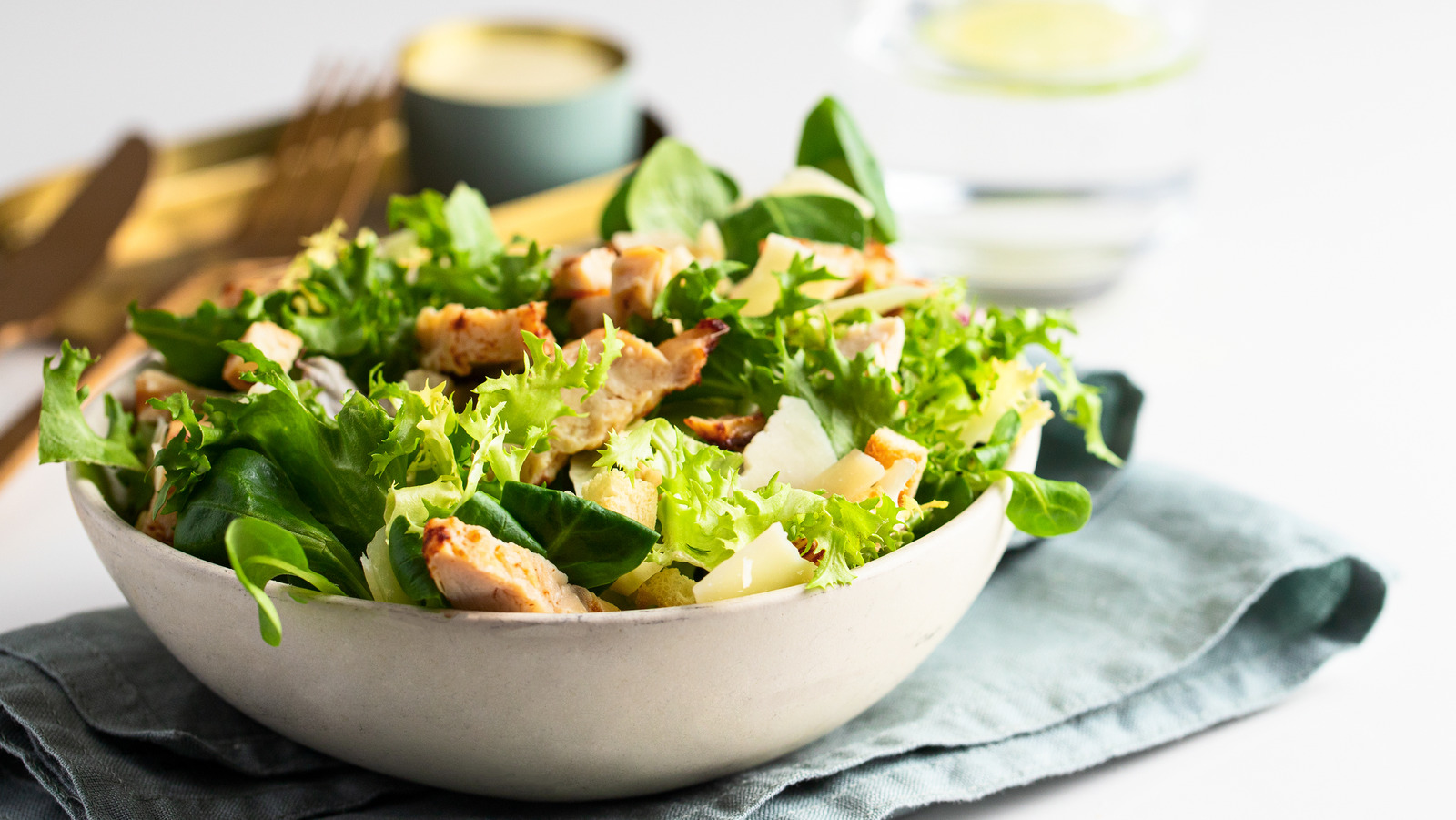Over 700 Pounds Of Dole Chicken Caesar Salad Are Being Recalled