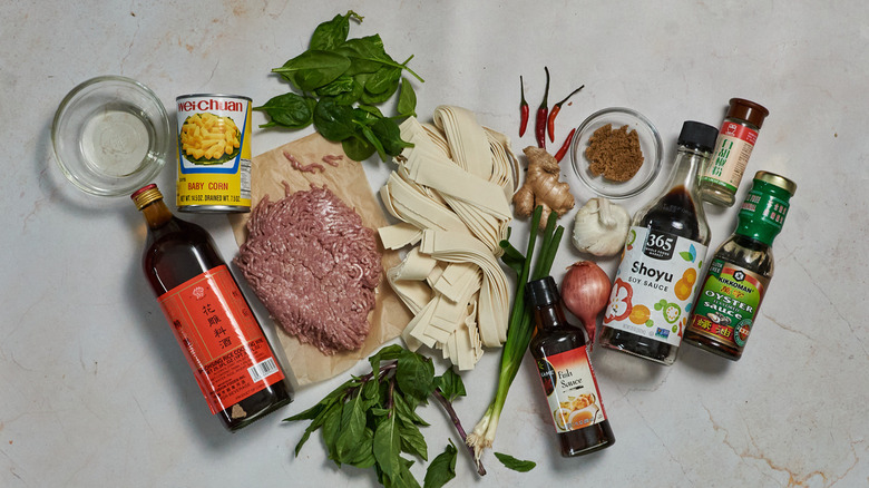 ingredients for pad kee mao