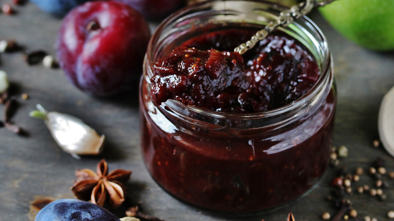 Red plum chutney