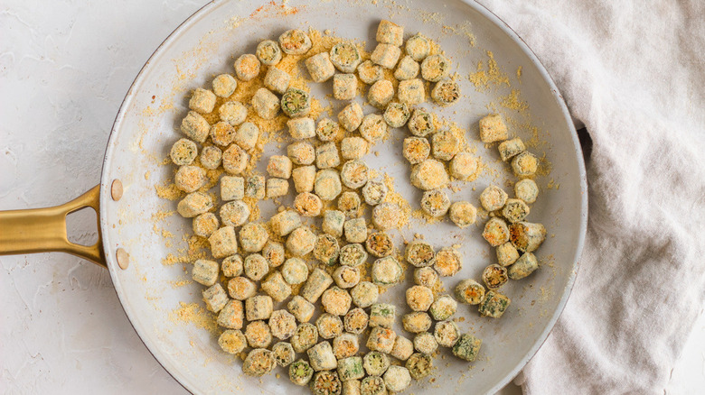 fried okra in pan