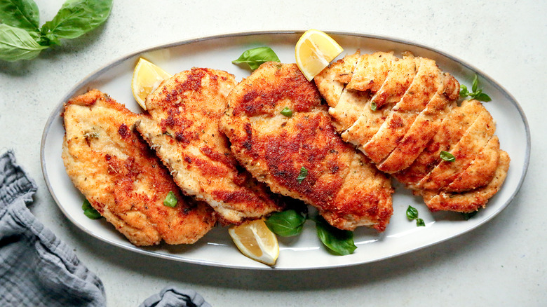 breaded fried chicken on plate