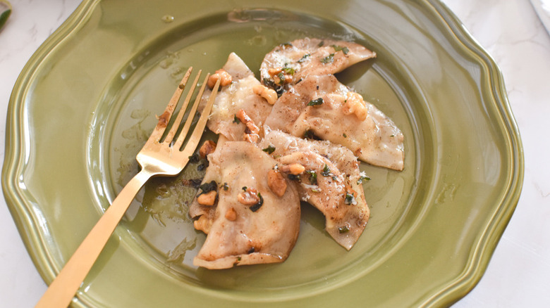 ravioli on plate