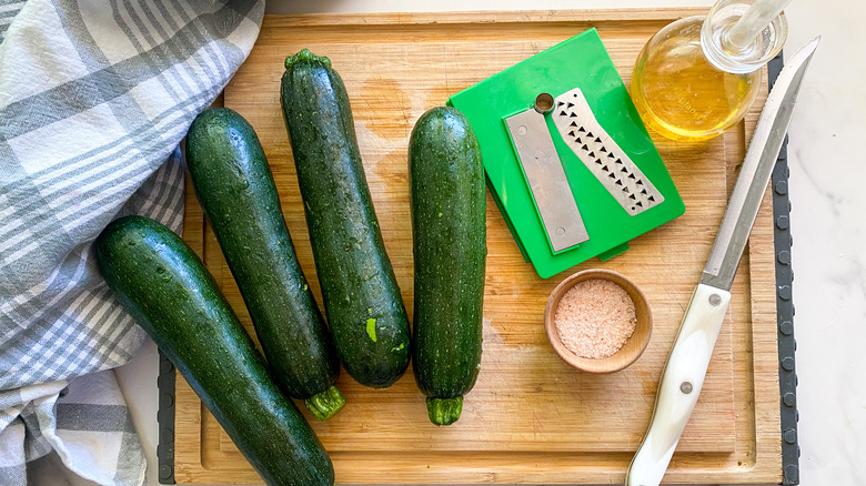 ingredients for zucchini noodles