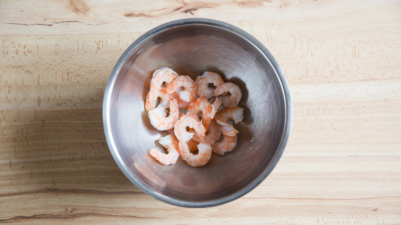 cooked shrimp in large bowl