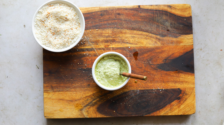 Small bowl with pesto mayo