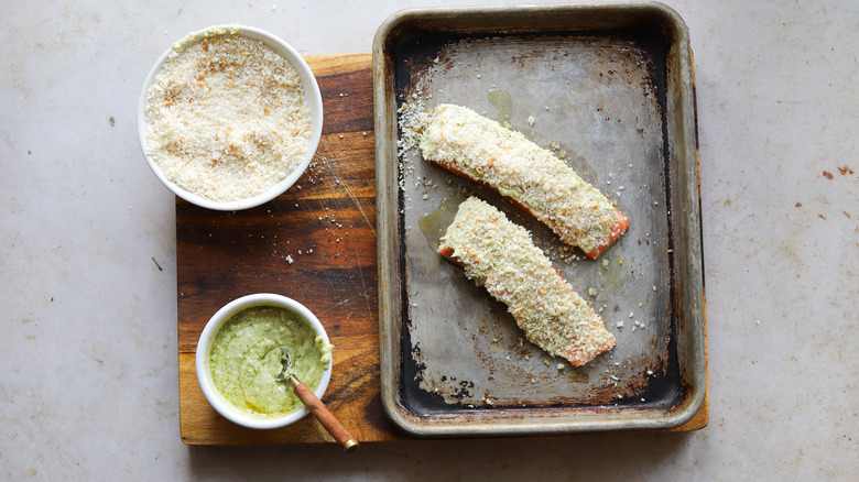 Raw salmon topped with crumbs