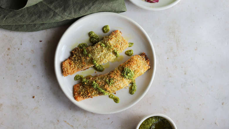 Plate with salmon and pesto