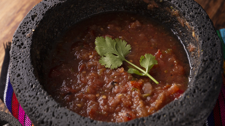 Salsa roja in a molcajete