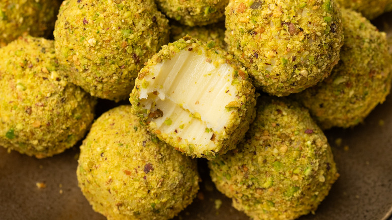 pistachio and white chocolate truffles