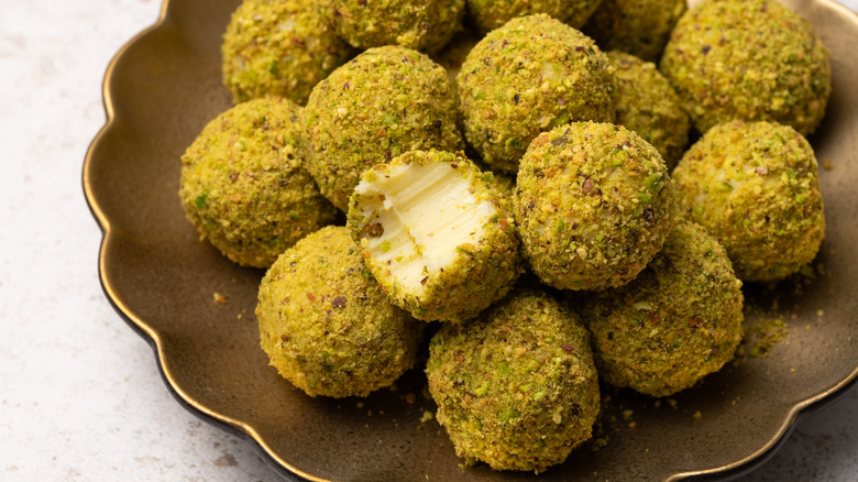 pistachio and white chocolate truffles