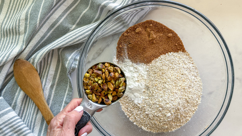 glass bowl with dry ingredients