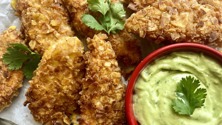 chicken strips with avocado dip