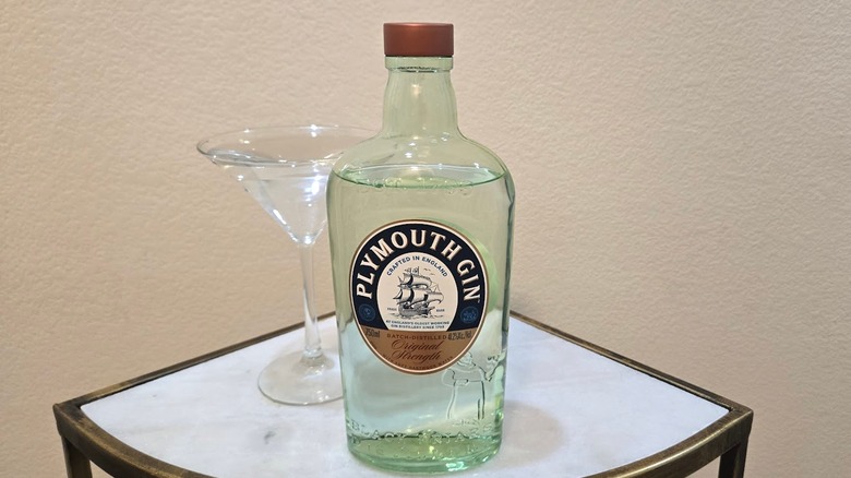 Plymouth Gin cocktail