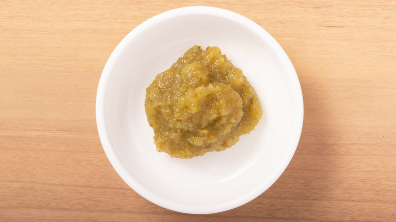 Yuzu paste on a white plate