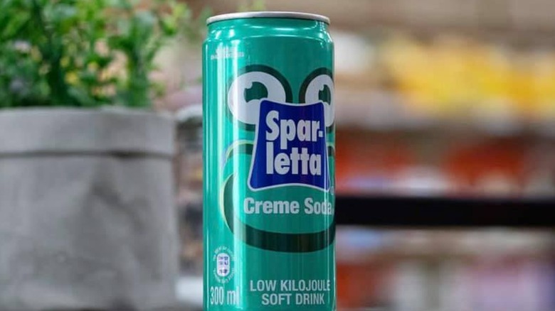 Can of Sparletta creme soda