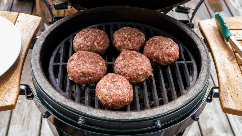 Grilling venison patties