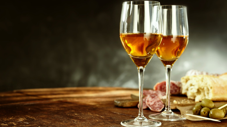 sherry wine in glasses