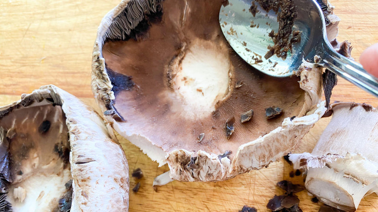 prepping a portobello mushroom