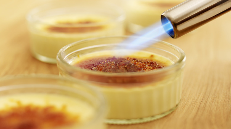 torching a creme brulee