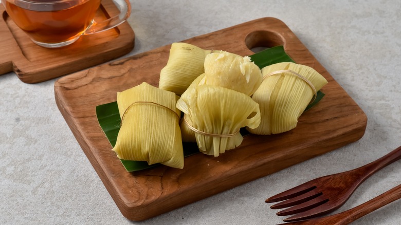 Serving board of tamales