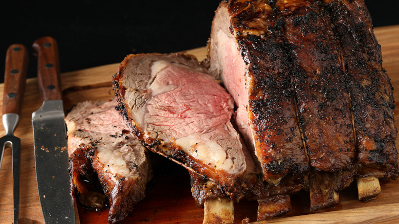 sliced prime rib