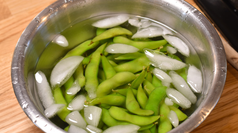 edamame soaking in ice bath