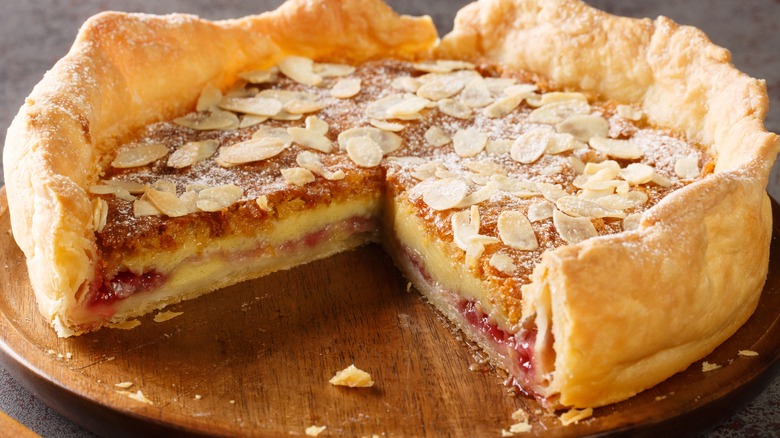 raspberry Bakewell tart