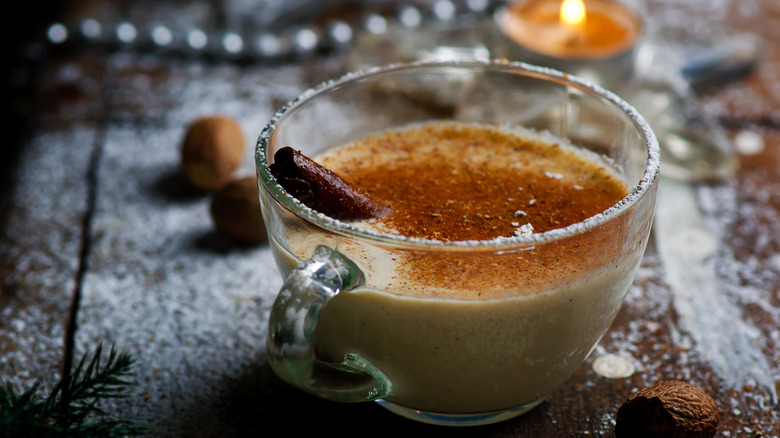 eggnog with powdered sugar