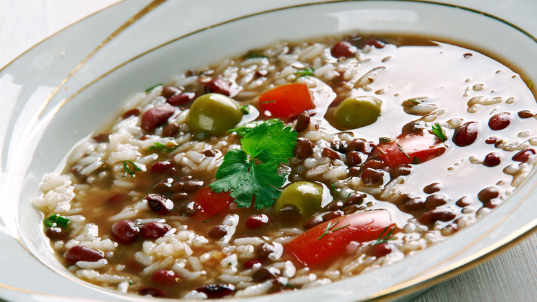 Asopao de gandules in bowl