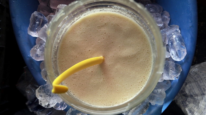 closeup of pulque