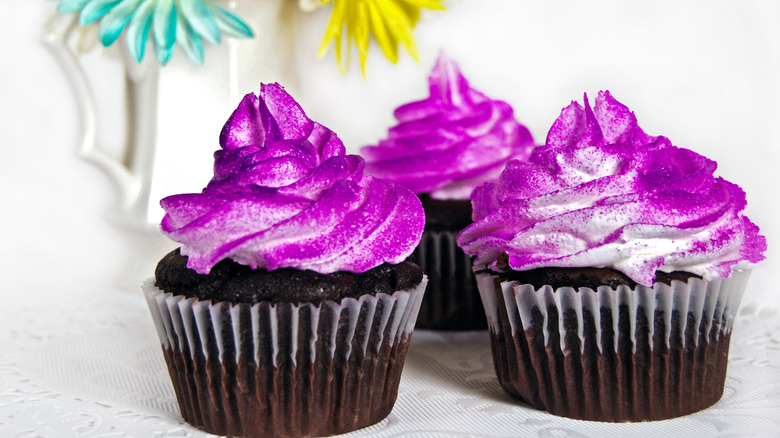 purple cupcakes