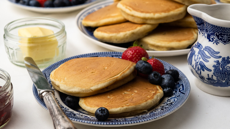 drop scones with berries