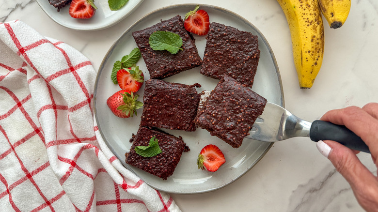 spatula with brownie