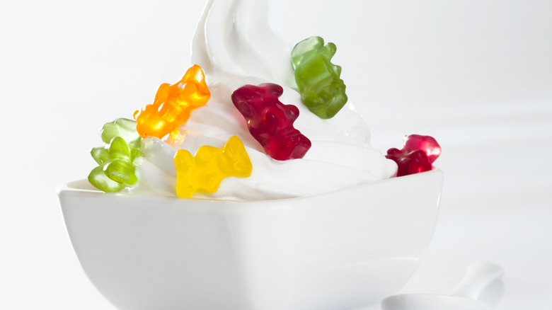 Vanilla ice cream gummy bears