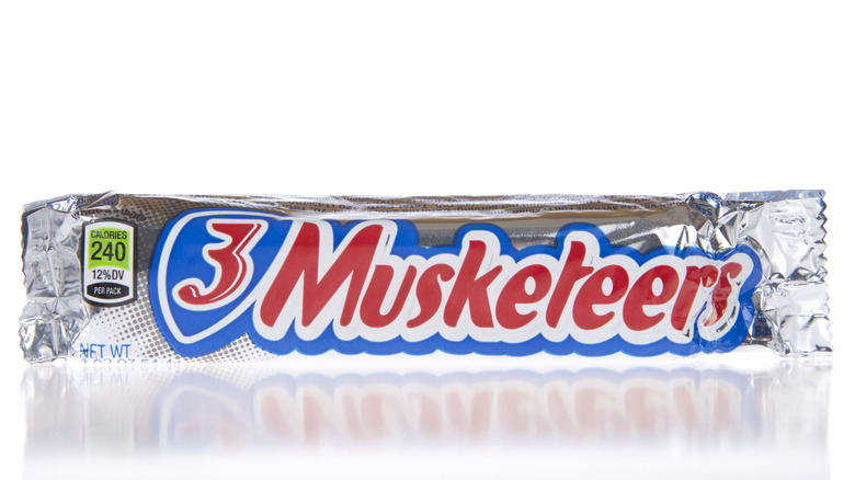 a single 3 Musketeers bar 