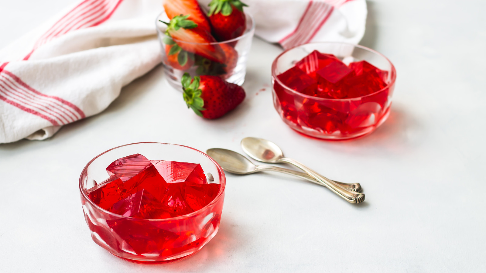 Jell-O to kids: Play with your food
