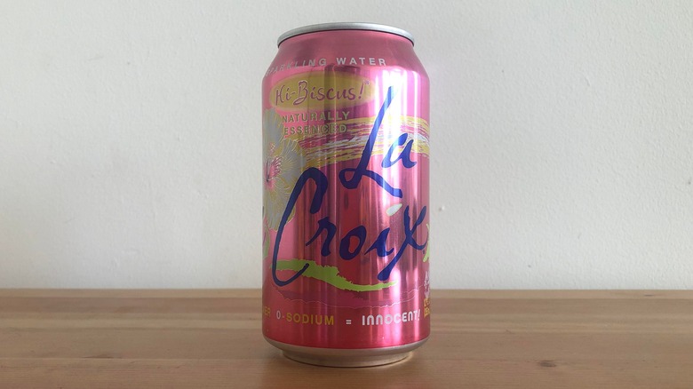 Hi-Biscus lacroix can