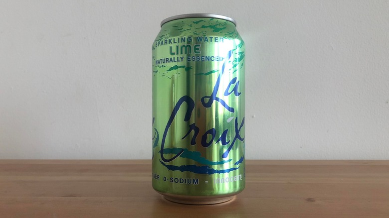 Lime lacroix can green