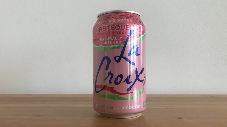 Pastéque lacroix pink can