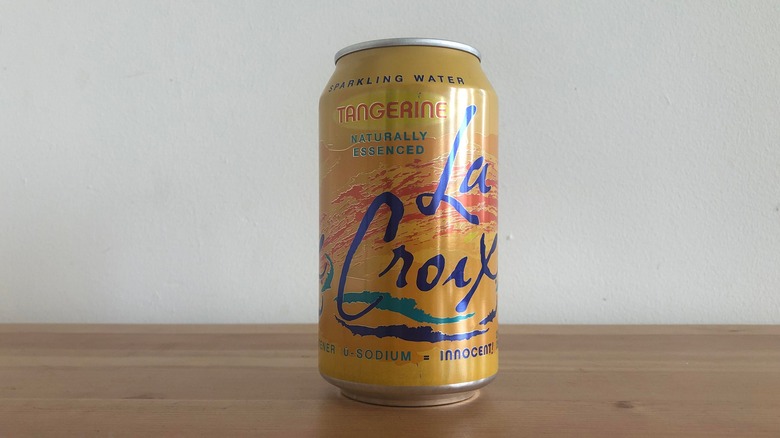 Tangerine lacroix can