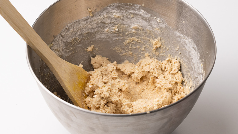 Mixing oatmeal for breakfast bars