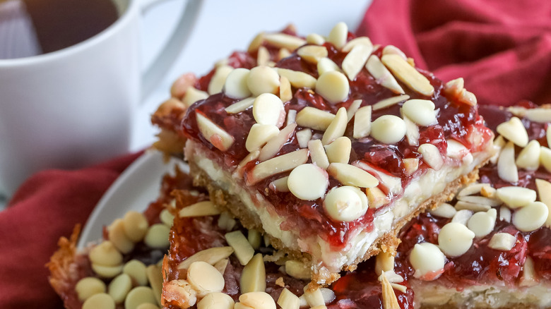 white chocolate raspberry layer bar