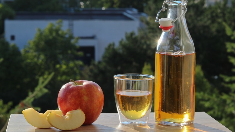 apple juice outside