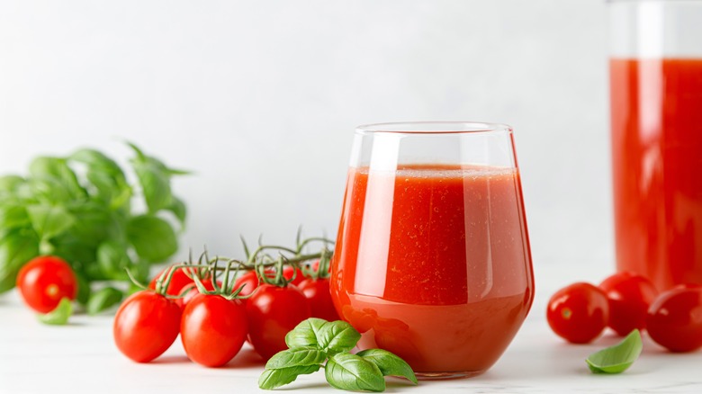 tomato juice in glass