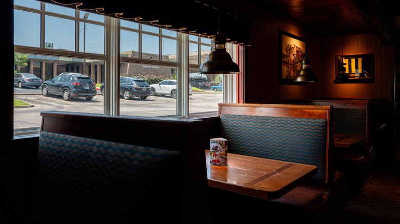 Red Lobster restaurant booth